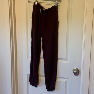 Vuori boyfriend joggers